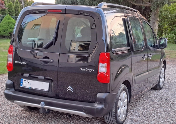 Citroen Berlingo cena 23900 przebieg: 158484, rok produkcji 2009 z Poznań małe 137
